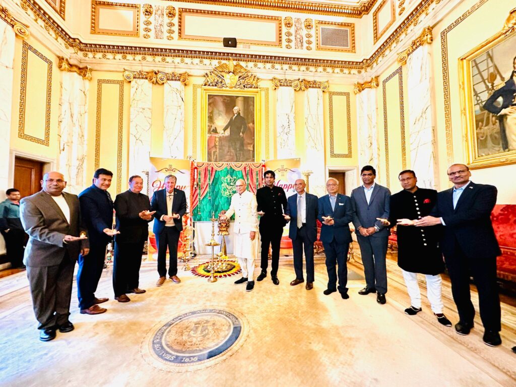 अमेरिकी स्टेट हाउस में दीपोत्सव: गवर्नर मैककी ने शुरू की फूड ड्राइव