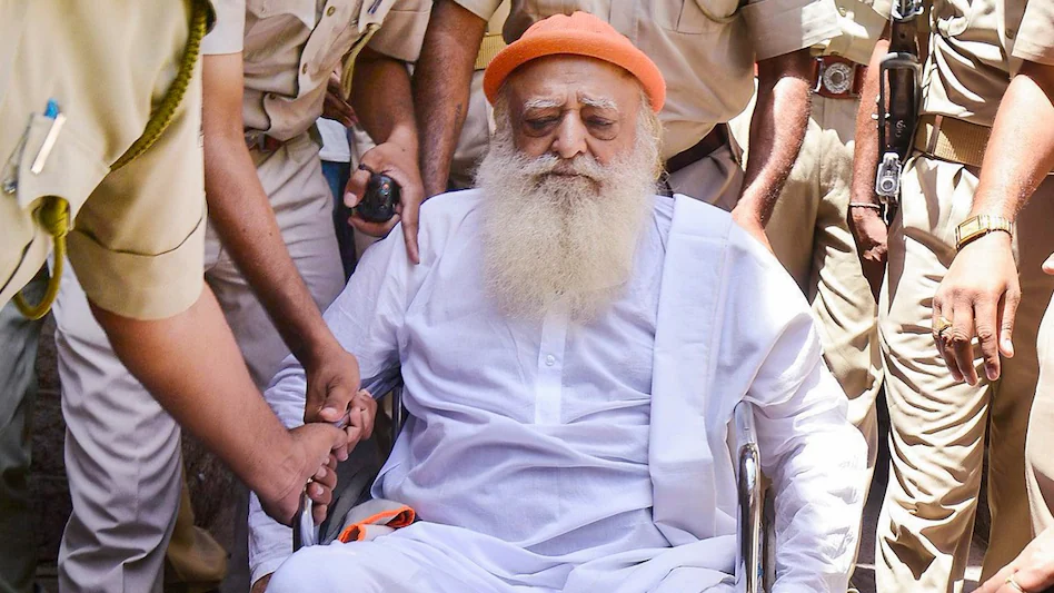 मेडिकल आधार पर आसाराम को 6 महीने की अंतरिम जमानत