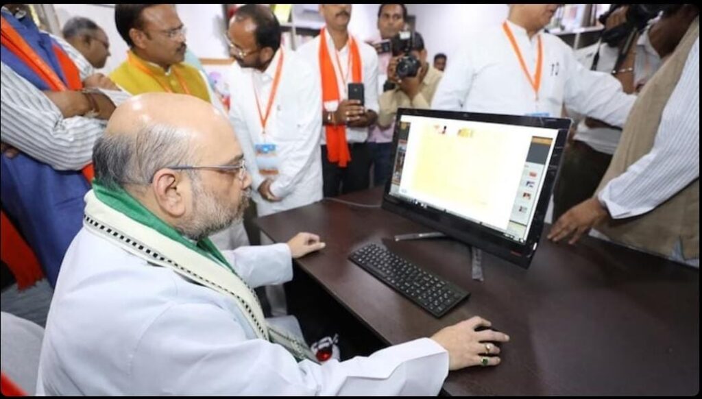 अमित शाह का ‘स्वदेशी’ कदम: Zoho Mail पर शिफ्ट हुए, भारतीय टेक्नोलॉजी को दी नई पहचान