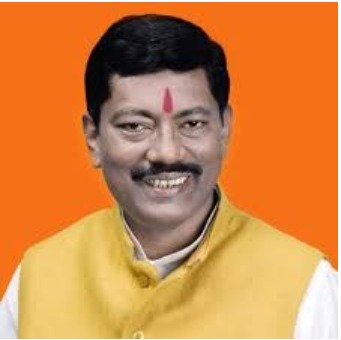 अपने सांसद को जानें: अशोक कुमार यादव