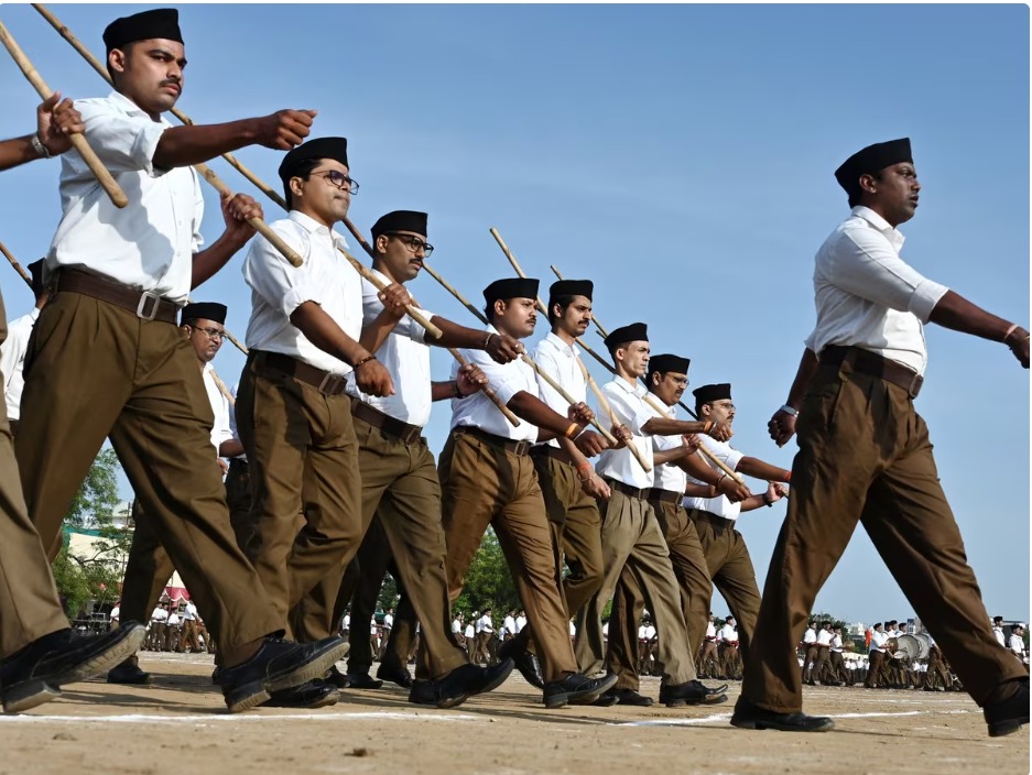 कर्नाटक में RSS की गतिविधियों पर बैन की तैयारी, स्कूलों-कॉलेजों में नहीं लगेंगी शाखाएँ
