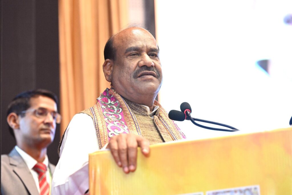 सेन समाज ने हमेशा राष्ट्र निर्माण में योगदान दिया: लोकसभा अध्यक्ष ओम बिरला सेन समाज ने हमेशा राष्ट्र निर्माण में योगदान दिया लोकसभा अध्यक्ष ओम बिरला