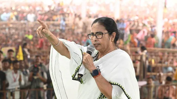 SIR पर टीएमसी का विरोध