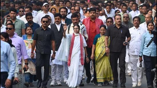 मुझ पर हमला हुआ तो भारत हिला दूंगी, ममता बनर्जी का BJP और ECI पर हमला