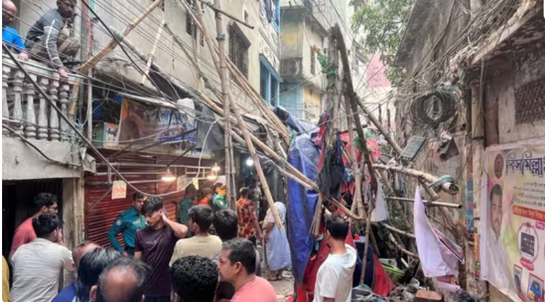 बांग्लादेश में 5.7 तीव्रता का भूकंप, 6 की मौत, कोलकाता में तेज झटके