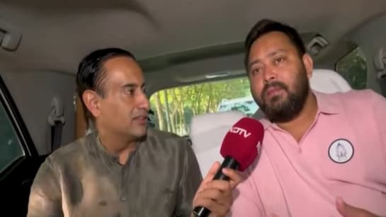 बिहार में किसकी आ रही बहार? बंपर वोटिंग पर बोले तेजस्वी — “महिलाएं कर चुकी हैं परिवर्तन का मन”