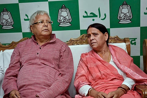 राबड़ी देवी के बंगले पर RJD अडिग, सरकार पर बदले की राजनीति का आरोप