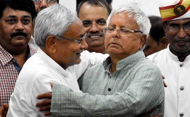 क्या नीतीश कुमार के साथ फिर सरकार बनाएगी RJD? बिहार चुनाव के बीच लालू यादव का बड़ा बयान