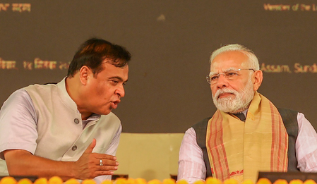 शहीद दिवस पर पीएम मोदी ने असम आंदोलन के वीरों को दी श्रद्धांजलि