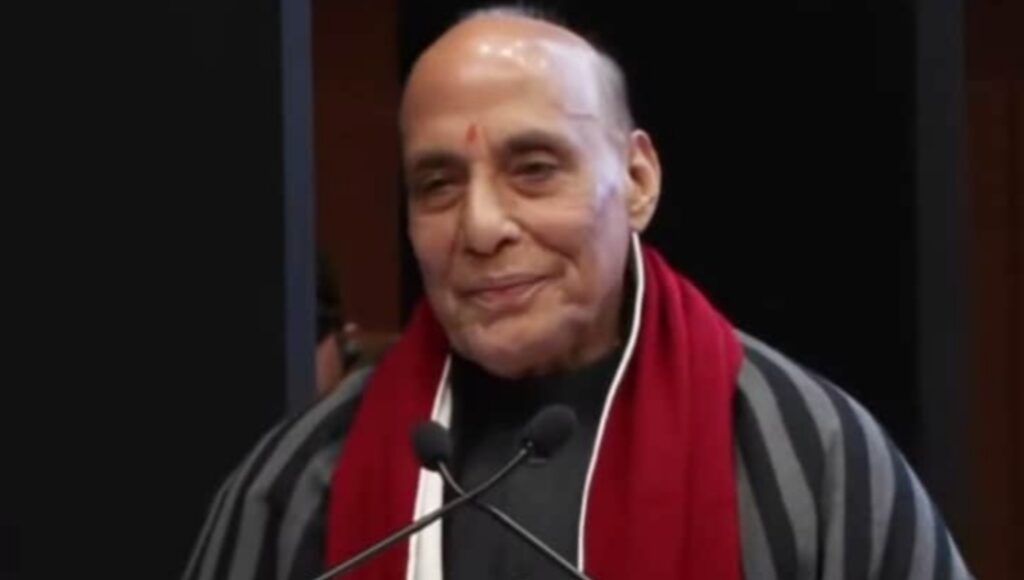 राजनाथ सिंह ने पूछा मैथ्स का सवाल, सोच में पड़ गए 660 ट्रेनी आईएएस