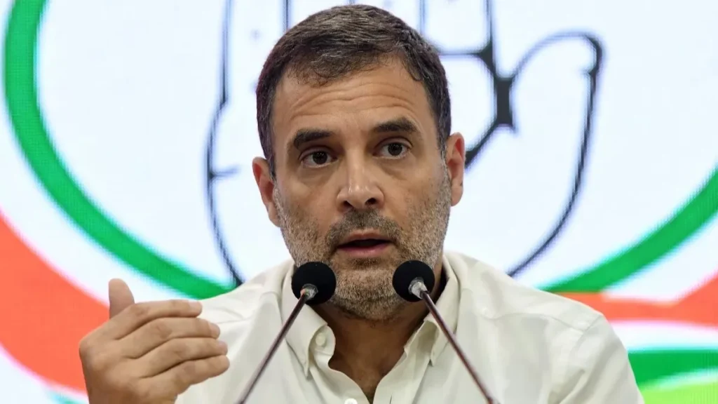 राहुल गांधी का पीएम मोदी पर तीखा हमला राहुल गांधी का पीएम मोदी पर तीखा हमला
