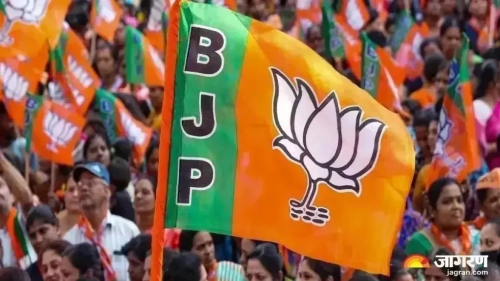 इलेक्टोरल बॉन्ड खत्म होने के बाद भाजपा को रिकॉर्ड चंदा, कांग्रेस का दान घटा इलेक्टोरल बॉन्ड खत्म होने के बाद भाजपा को रिकॉर्ड चंदा, कांग्रेस का दान घटा