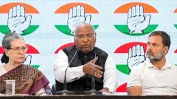कांग्रेस की राज्यसभा राजनीति: गाली बनाम ग्राउंड, और नेतृत्व का संकट कांग्रेस की राज्यसभा राजनीति: गाली बनाम ग्राउंड, और नेतृत्व का संकट