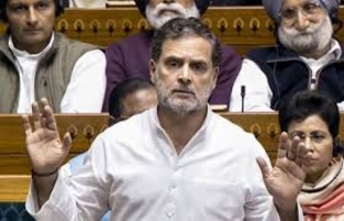 राहुल गांधी की रहस्यमय विदेश यात्रा लोकसभा में चुनावी सुधार की गर्मागर्मी राहुल गांधी ने संसद में वायु प्रदूषण पर बहस की मांग की