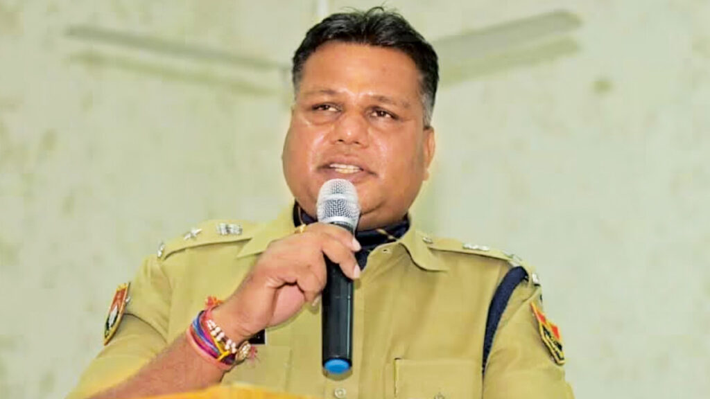 राजस्थान का दबंग आईपीएस फिर सुर्खियों में, जानें कौन हैं पंकज चौधरी