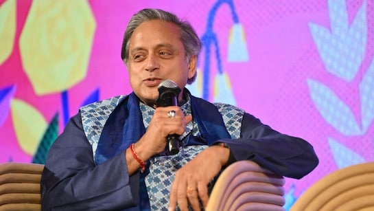 सावरकर पुरस्कार पर बोले शशि थरूर, बिना पूछे कैसे दे दिया, मैं नहीं जा रहा