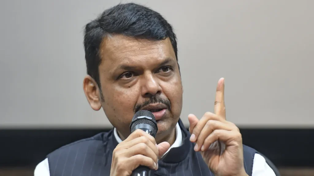 सीएम फडणवीस पर टिप्पणी पड़ी भारी, भाजपा ने महिला उम्मीदवार का टिकट काटा