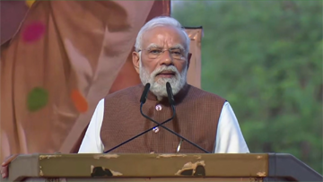 संविधान सदन से प्रधान मंत्री मोदी, भारत का लोकतंत्र जीवंत और सक्षम