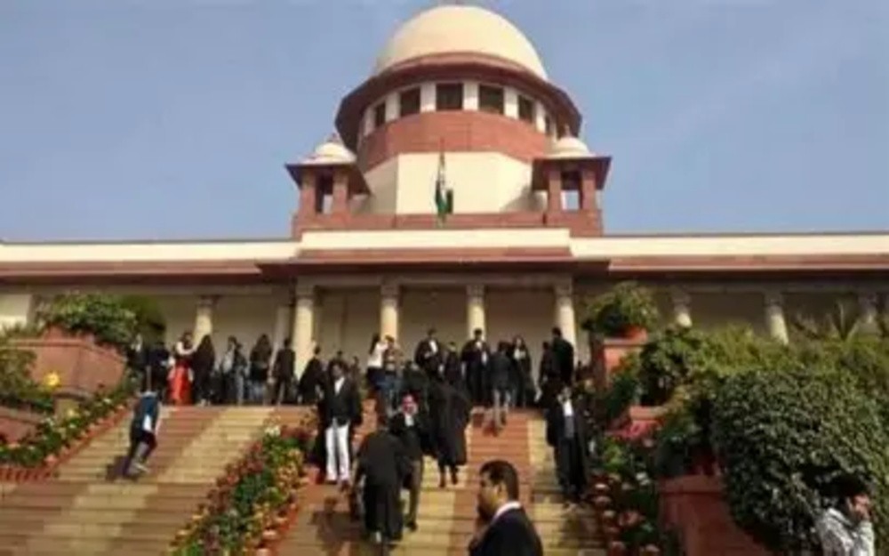 सुप्रीम कोर्ट : बंगाल की अंतिम मतदाता सूची में शामिल होंगे पूरक नाम सुप्रीम कोर्ट : बंगाल की अंतिम मतदाता सूची में शामिल होंगे पूरक नाम
