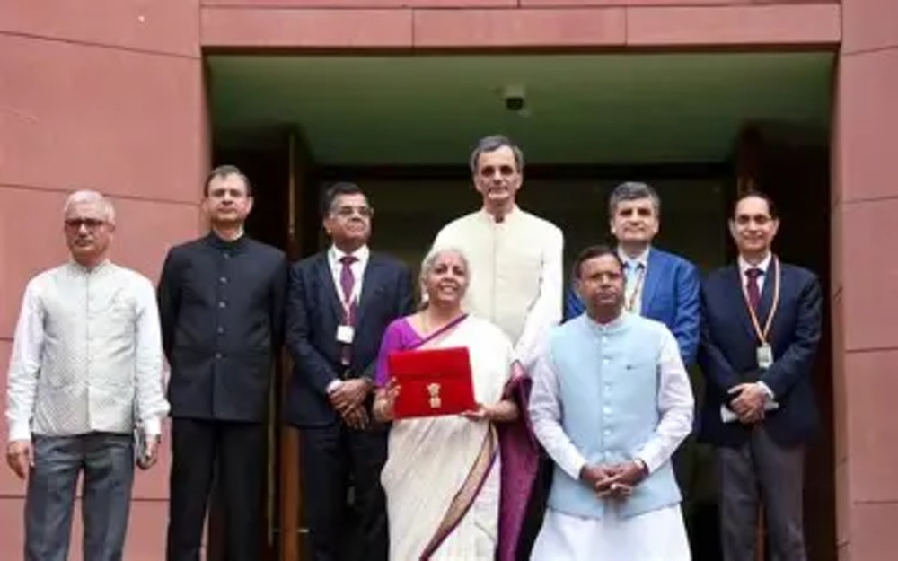 भारत का बजट 2026: युवा शक्ति एवं तीन मुख्य कर्तव्य भारत का बजट 2026: युवा शक्ति एवं तीन मुख्य कर्तव्य