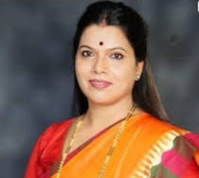 कौन हैं रितु तावड़े ? BMC में भाजपा की पहली मेयर बनने की कहानी कौन हैं रितु तावड़े ? BMC में भाजपा की पहली मेयर बनने की कहानी