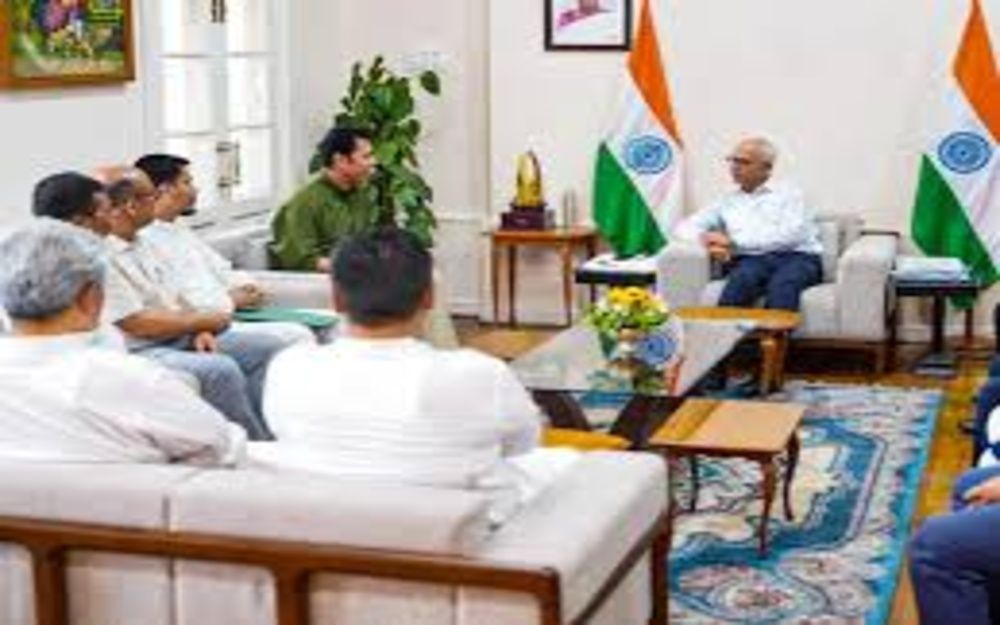 मणिपुर में फिर से खिलेगा कमल? भाजपा सरकार बनाने की तैयारी में मणिपुर में फिर से खिलेगा कमल? BJP सरकार बनाने की तैयारी में