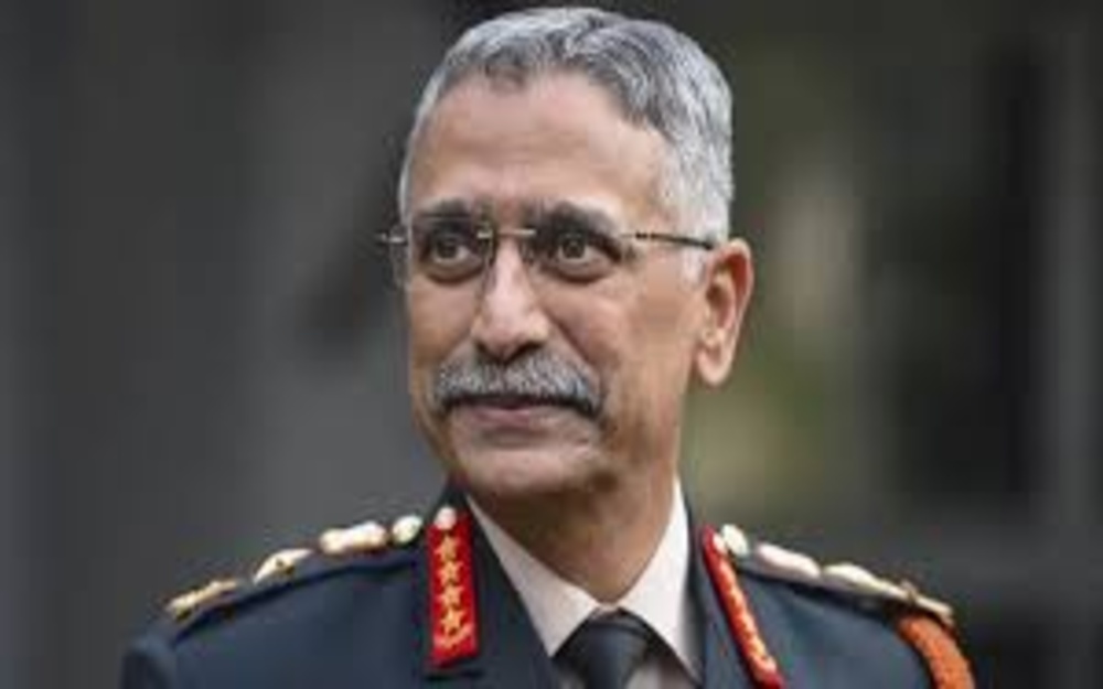 नरवणे की किताब का विवाद: भारत-चीन टैंक आमने-सामने की पूरी कहानी नरवणे की किताब का विवाद: भारत-चीन टैंक आमने-सामने की पूरी कहानी
