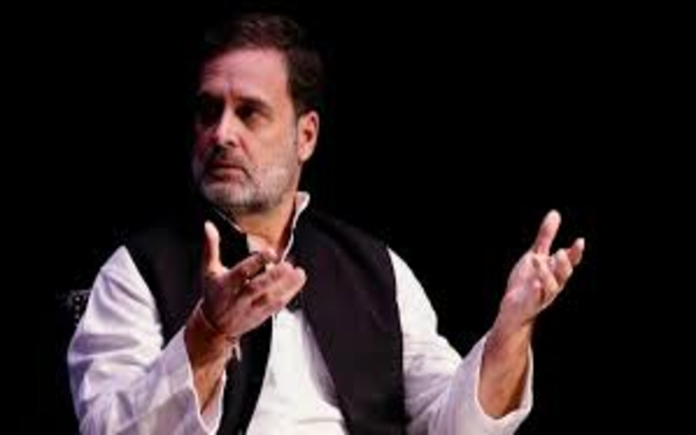 संसद में राहुल गांधी : लोकतंत्र का सम्मान या करदाताओं के पैसे की बर्बादी ? संसद में राहुल गांधी : लोकतंत्र का सम्मान या करदाताओं के पैसे की बर्बादी ?
