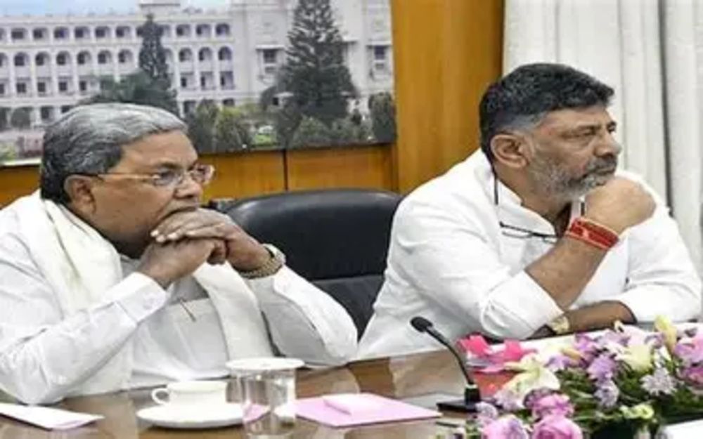शिक्षा: राष्ट्र की रीढ़ और कर्नाटक विवाद के व्यापक संकेत शिक्षा: राष्ट्र की रीढ़ और कर्नाटक विवाद के व्यापक संकेत