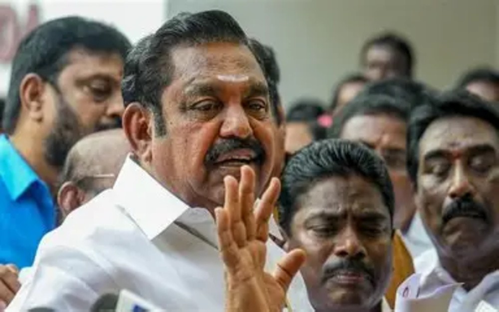 क्या चेन्नई की एक शादी तोड़ पाएगी DMK-कांग्रेस का सियासी गतिरोध? क्या चेन्नई की एक शादी तोड़ पाएगी DMK-कांग्रेस का सियासी गतिरोध?