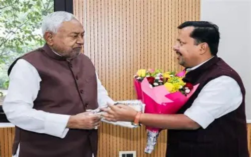 10 अप्रैल को राज्यसभा में नई पारी: नितीश-नितिन की शपथ, सियासी हलचल 10 अप्रैल को राज्यसभा में नई पारी: नितीश-नितिन की शपथ से सियासी हलचल तेज