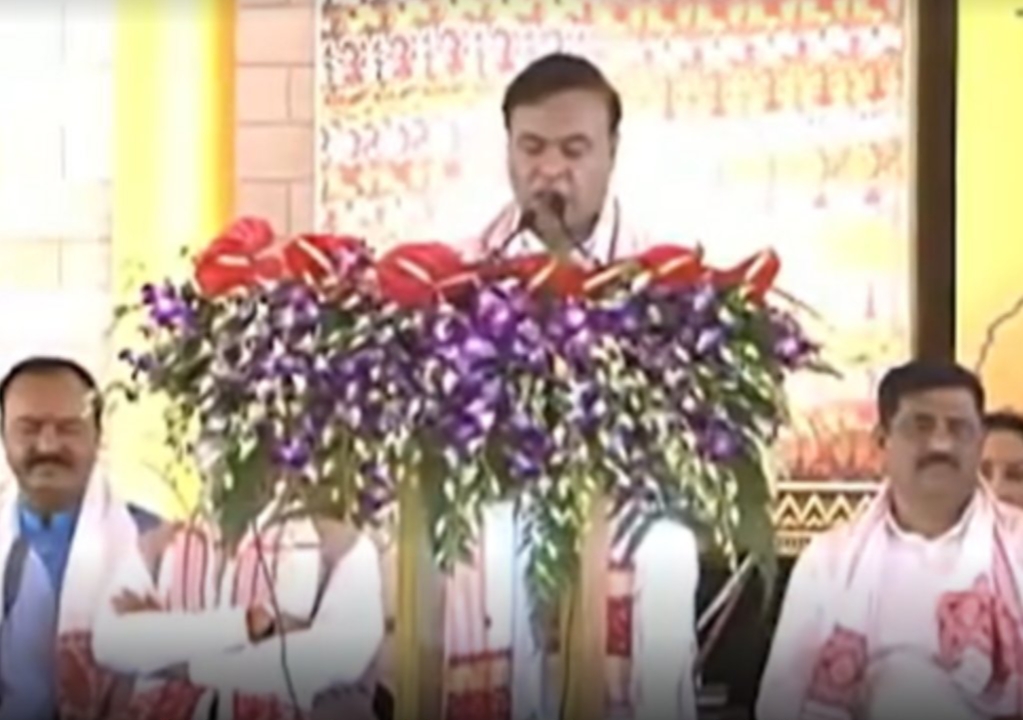 डॉ. हिमंत बिस्वा सरमा ने दूसरी बार असम के मुख्यमंत्री के रूप में शपथ ली
