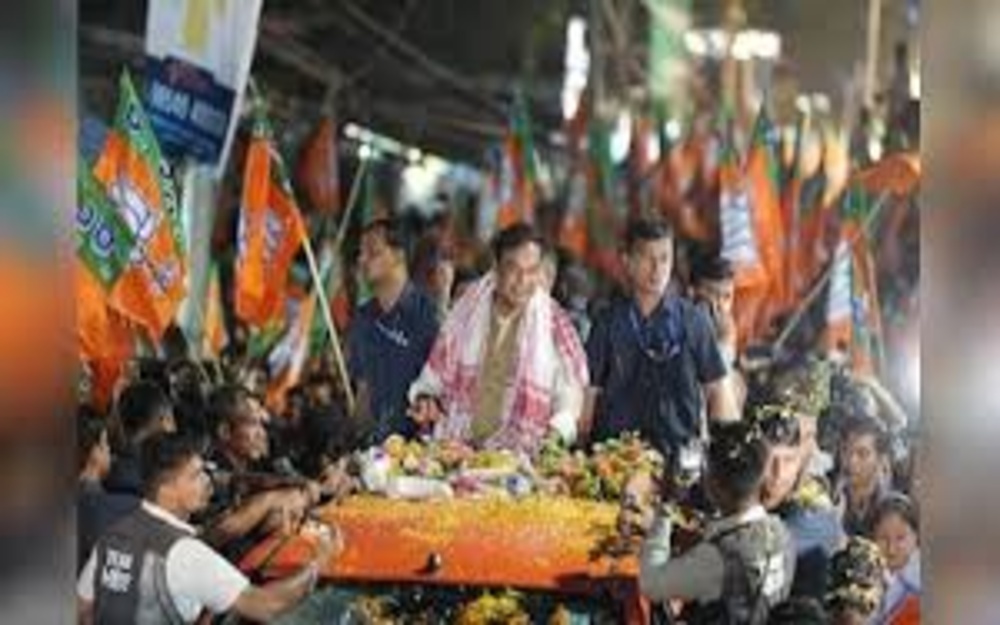 असम चुनाव: बड़ी जीत की उम्मीदों के बीच BJP के सामने ज़मीनी चुनौतियाँ असम चुनाव: बड़ी जीत की उम्मीदों के बीच BJP के सामने ज़मीनी चुनौतियाँ