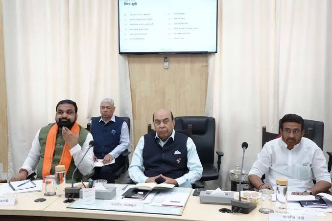 बिहार : उच्च शिक्षा कानून का ड्राफ्ट स्नातक कॉलेज अब राज्यपाल के बजाय सरकार के अधीन बिहार : उच्च शिक्षा कानून का ड्राफ्ट स्नातक कॉलेज अब राज्यपाल के बजाय सरकार के अधीन