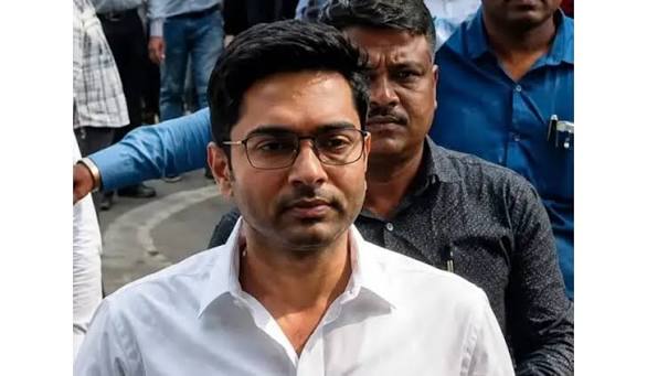 अभिषेक बनर्जी पर एफ आई आर