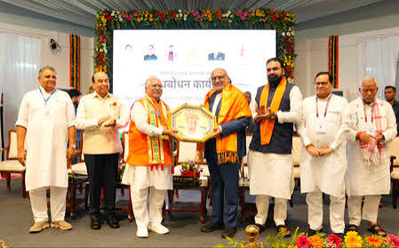 बिहार भारत की लोकतांत्रिक यात्रा का ‘मार्गदर्शक’:उपराष्ट्रपति श्री सीपी राधाकृष्णन बिहार भारत की लोकतांत्रिक यात्रा का मार्गदर्शक :उपराष्ट्रपति श्री सीपी राधाकृष्णन