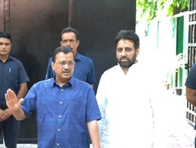 ईडी : आप मंत्री ने 103 करोड़ के फर्जी आईफोन घोटाले को अंजाम दिया ईडी : आप मंत्री ने 103 करोड़ के फर्जी आईफोन घोटाले को अंजाम दिया