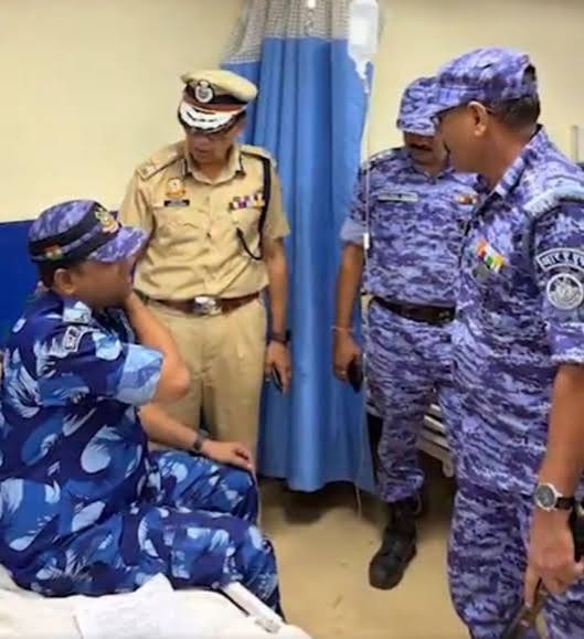 दिल्ली पुलिस : CJP प्रदर्शन118 से अधिक पुलिसकर्मी घायल 70 प्रदर्शनकारी हिरासत में दिल्ली पुलिस : CJP प्रदर्शन118 से अधिक पुलिसकर्मी घायल 70 प्रदर्शनकारी हिरासत में