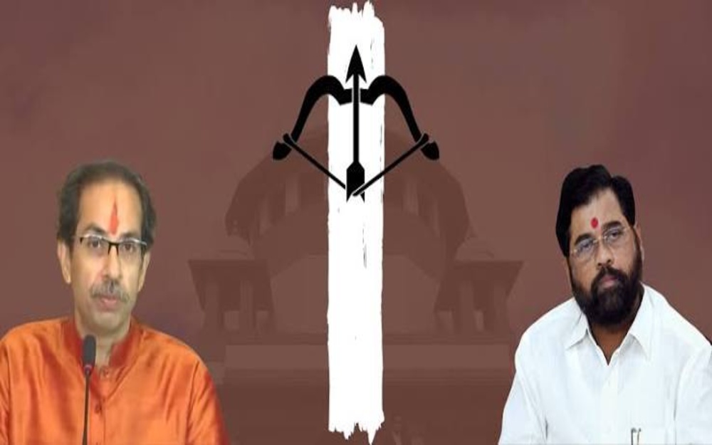 महाराष्ट्र की राजनीति में उद्धव ठाकरे और शिंदे गुट के बीच संघर्ष: एक विश्लेषण महाराष्ट्र की राजनीति में उद्धव ठाकरे और शिंदे गुट के बीच संघर्ष: एक विश्लेषण