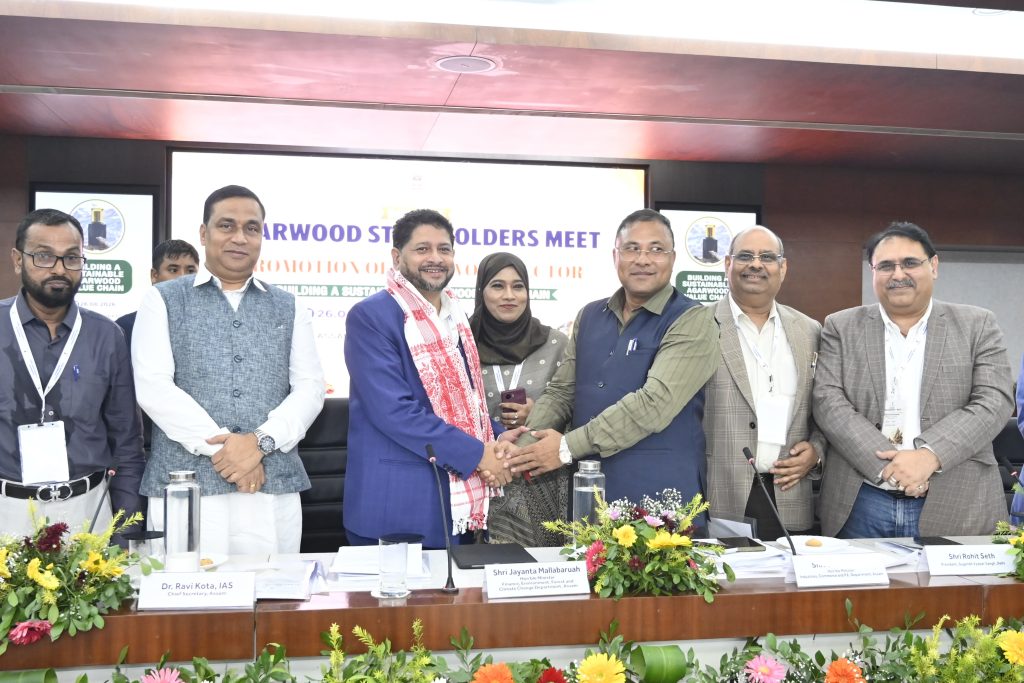 असम में अगरवुड उद्योग को बढ़ावा और निर्यात आसान
