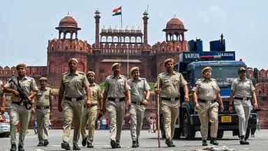 स्वतंत्रता दिवस से पहले दिल्ली के प्रमुख स्थलों पर बम धमकी