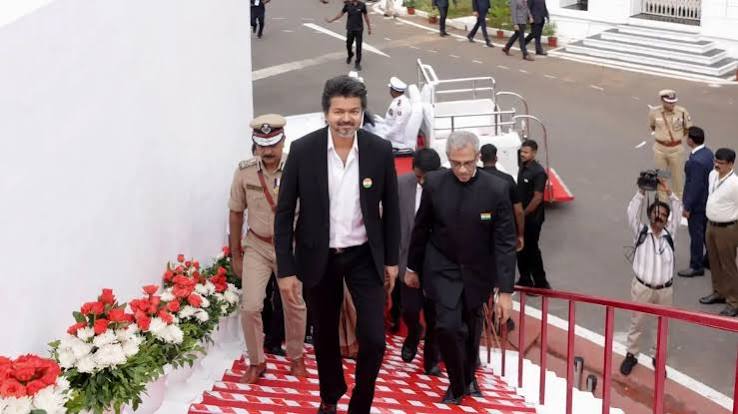 तमिलनाडु के सभी विधायकों को कार, 1 लाख भत्ता और सचिव सुविधा तमिलनाडु के सभी विधायकों को कार, 1 लाख भत्ता और सचिव सुविधा