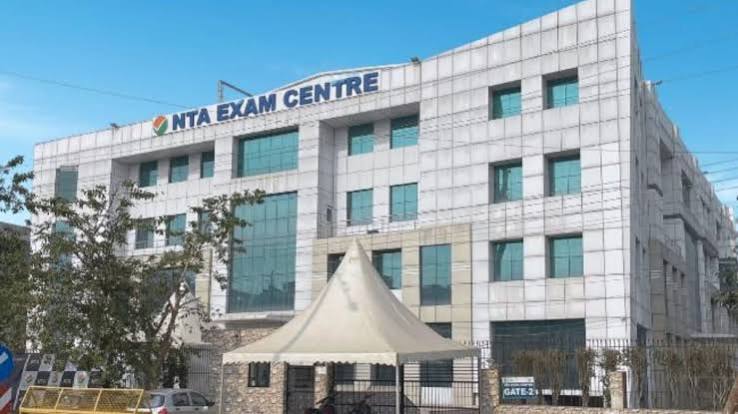 NEET पेपर लीक के बाद एक्शन NEET पेपर लीक के बाद एक्शन: NTA ने 7.5 करोड़ का सिक्योरिटी टेंडर निकाला, ऑफिस और परीक्षा सामग्री पर 24x7 नजर